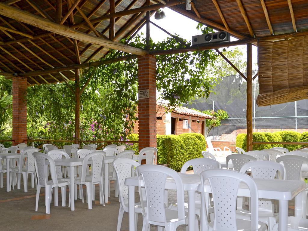 Hotel Campestre Umpala San Gil Buitenkant foto